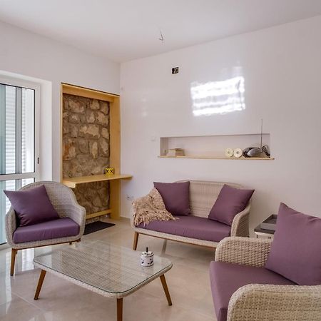 Elegant Apartment Iris Mali Lošinj Exterior foto