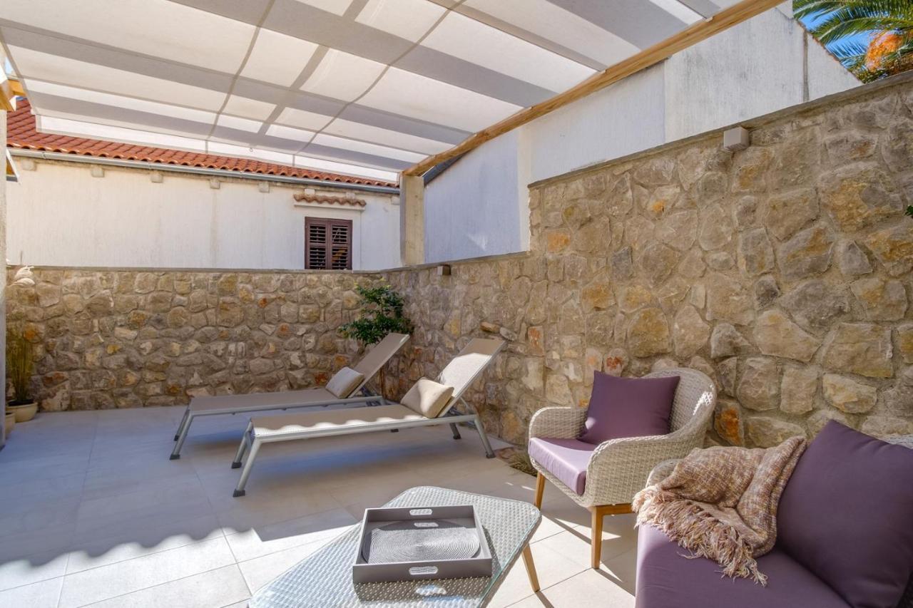 Elegant Apartment Iris Mali Lošinj Exterior foto